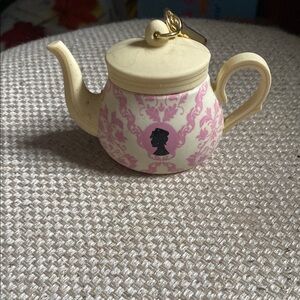 Bath & Body Works Bridgerton Pink and Cream Teapot with Silhouette Design